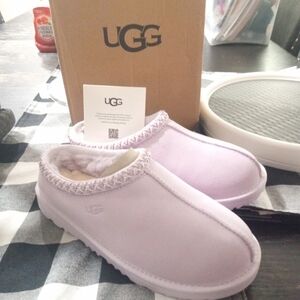 Lavender UGG Kids tasmen slipper bnwt